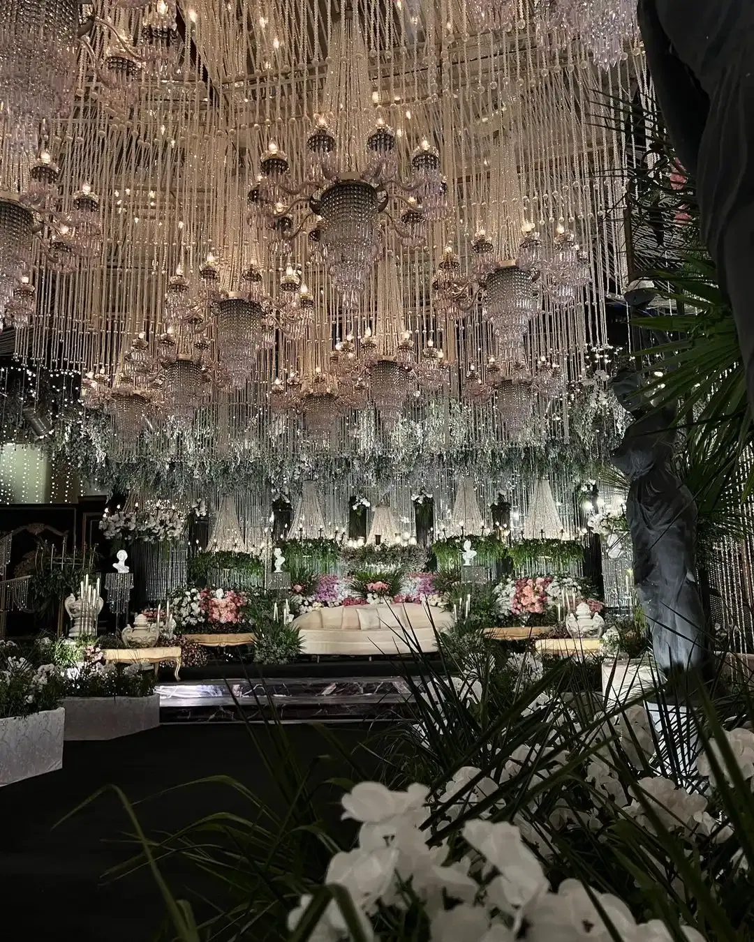 floral backdrop 5 by Daisy Dot Events