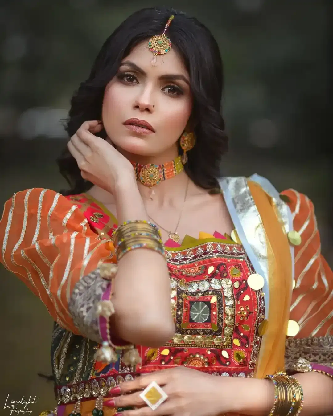 soft glam makeup 5 by Jugnu's Salon and Studio I8