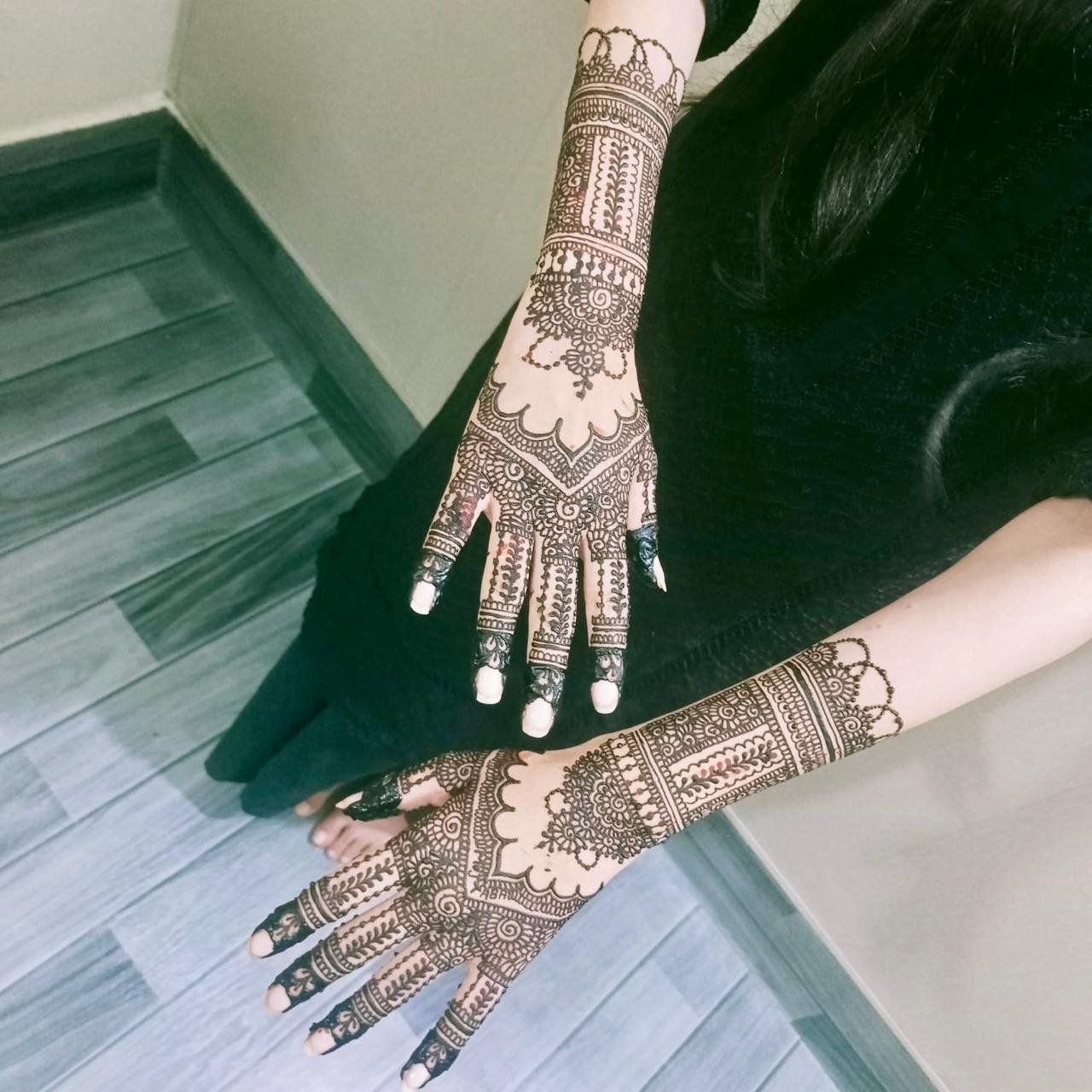 finger mehndi style 1 by Henna by MR