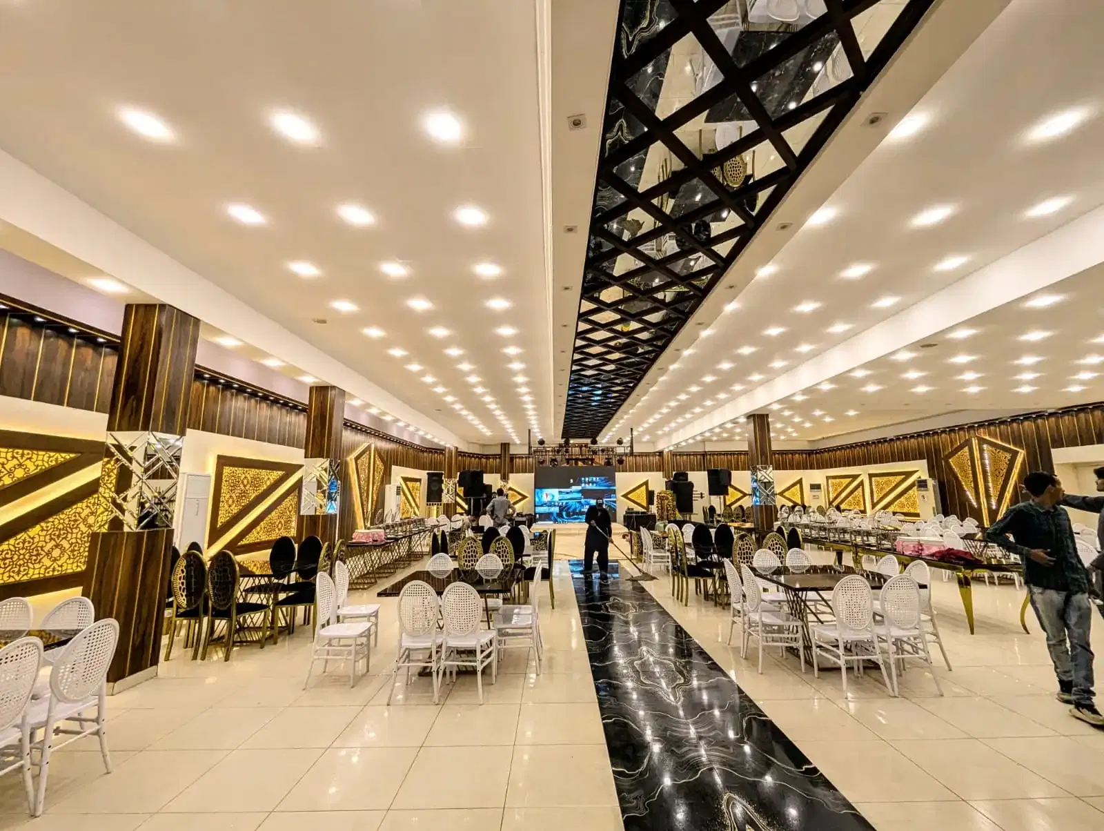 indoor banquet lighting 5 by King Gold Marriage Hall
