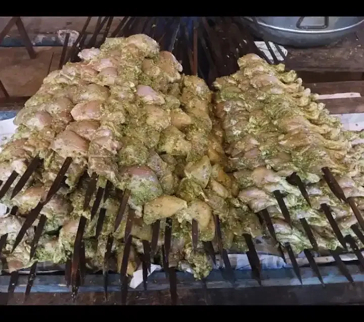 barat food arrangement 2 by Shaheen Shinwari Caterers