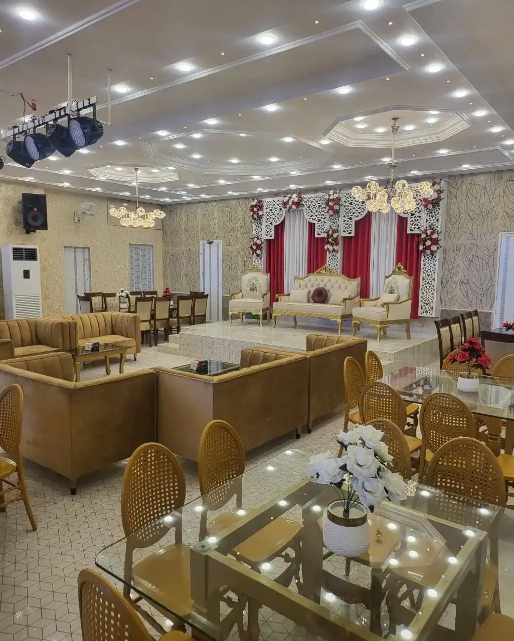 themed wedding stage 2 by Victoria Palace Ballroom