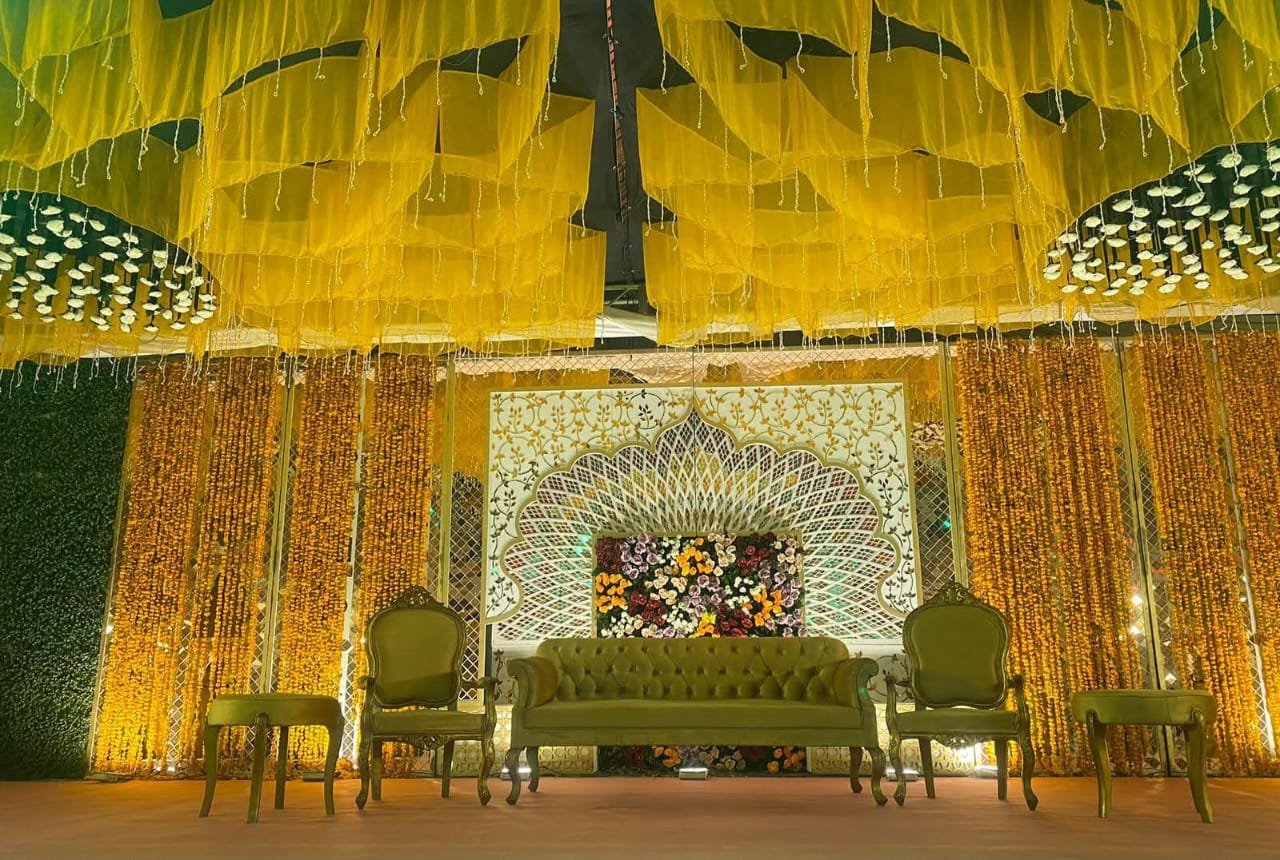 stage decoration 1 by Pearl Events