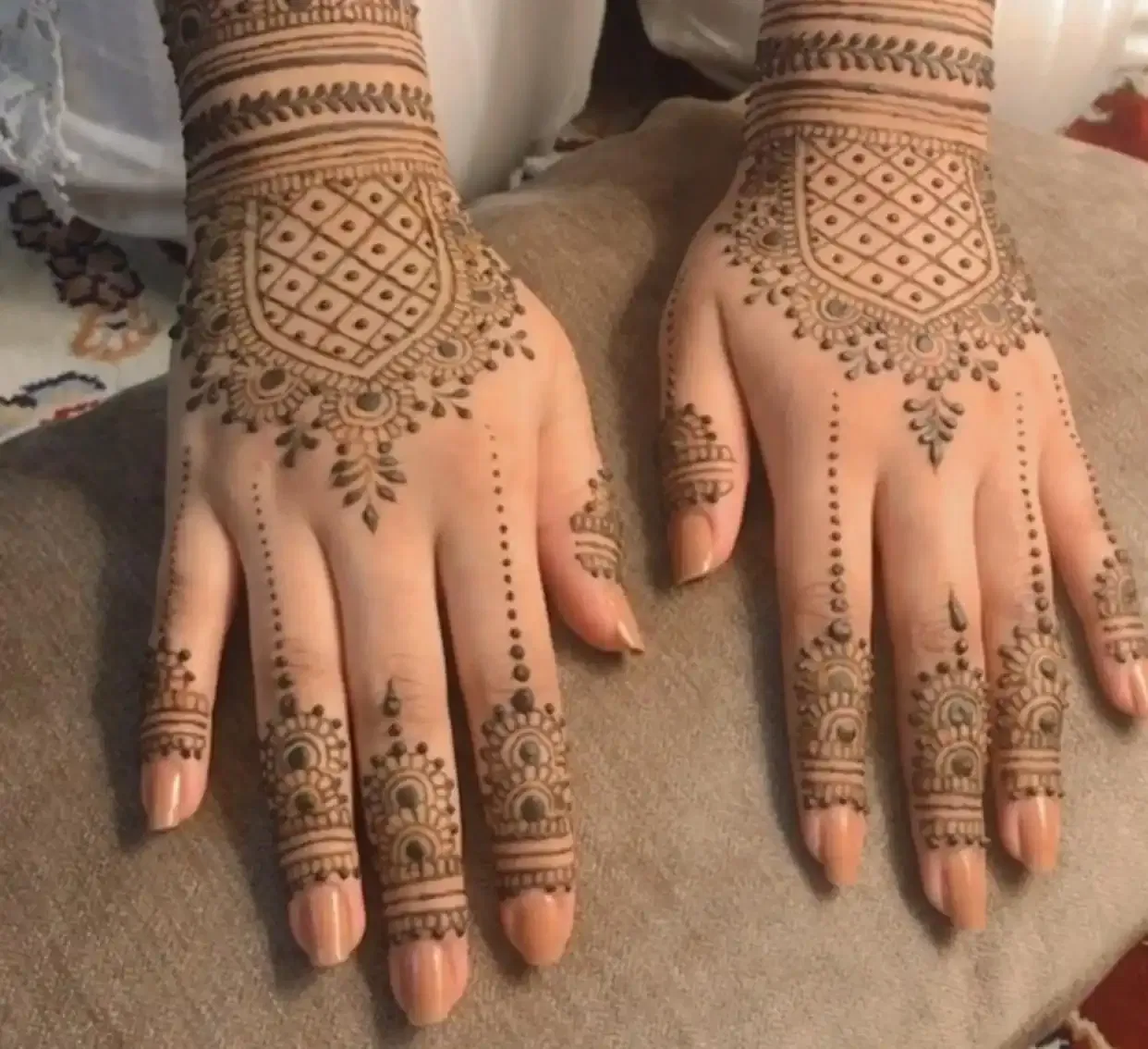Arabic mehndi design 2 by Henna by Mehroo