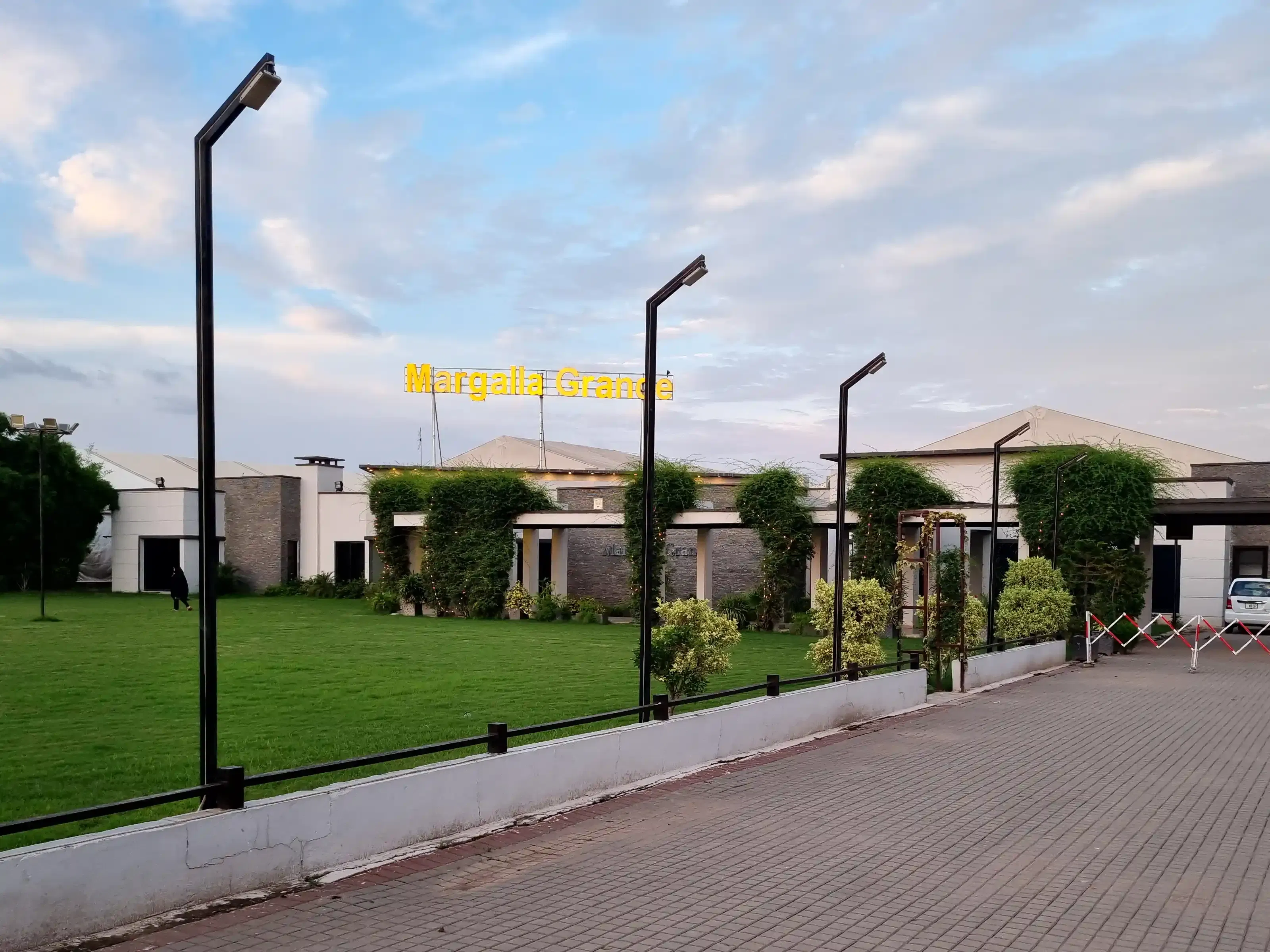 themed wedding stage 2 by Margalla Grande, Expressway