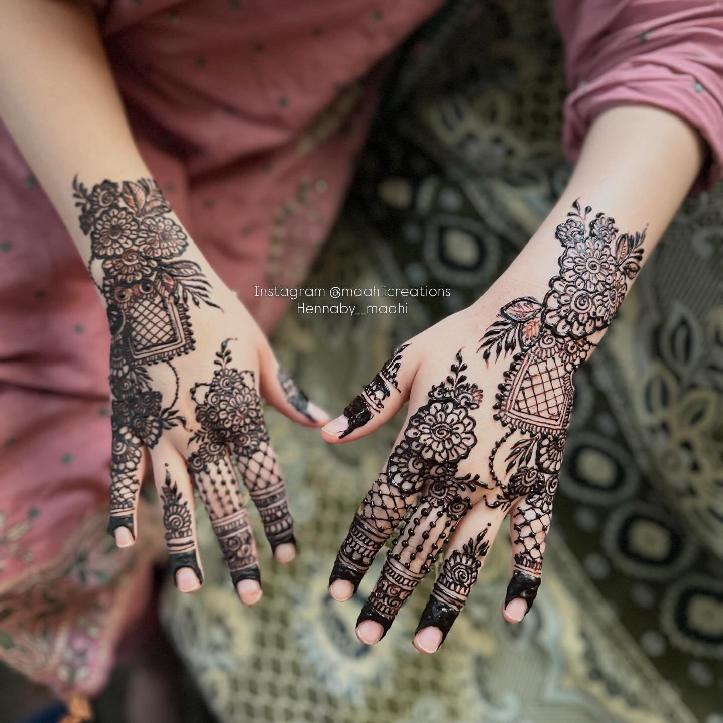 finger mehndi style 1 by Mehndi Creation By Mahi