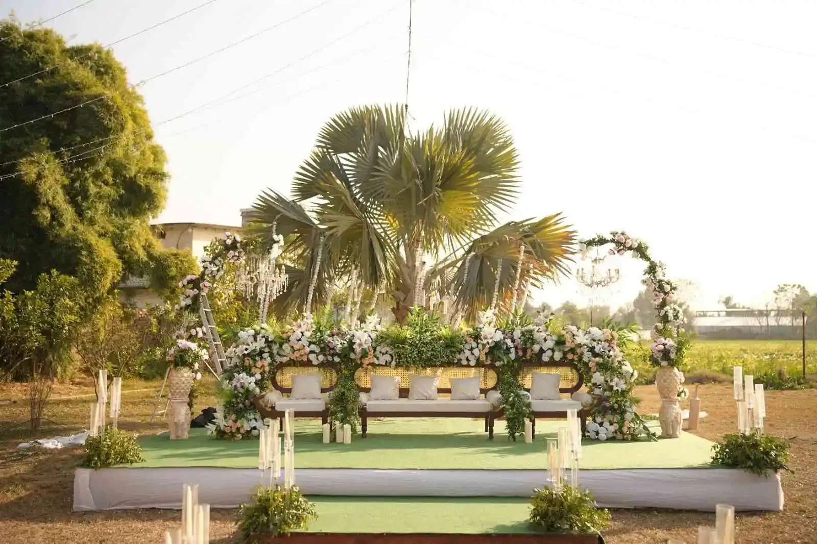 mehndi stage setup 2 by Muntazimeen e Mehfil